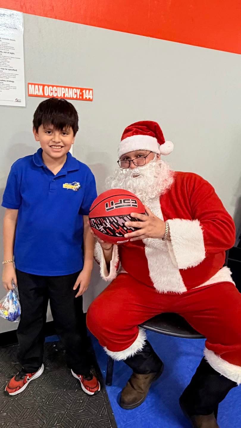 Christmas Celebration at the Boys & Girls Club of Pharr–San Juan